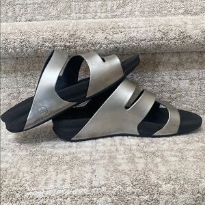 Fitflop Silver and Black Sandals